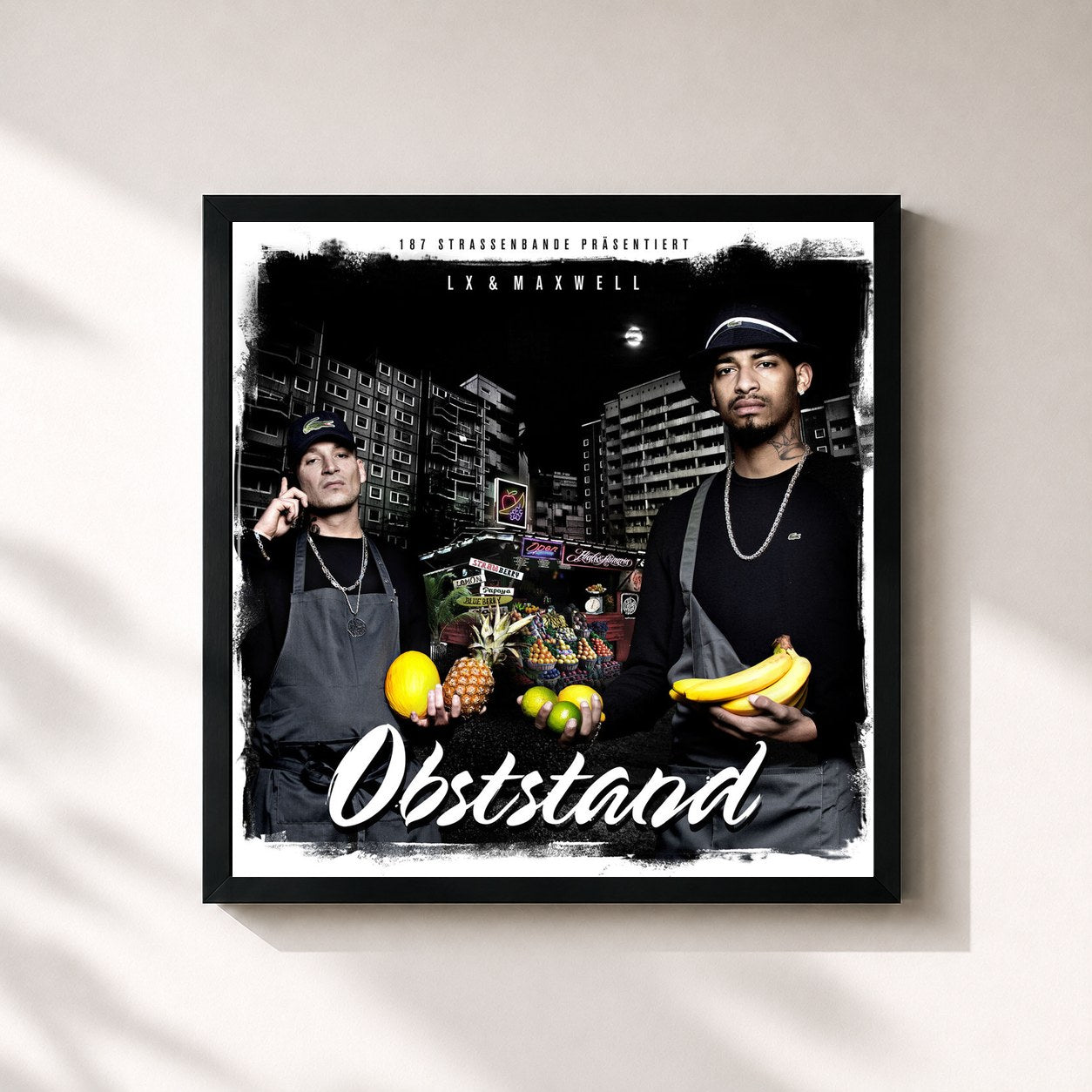 #noir Tableau carré de l'album Obststand de LX, cadre noir 32x32 cm