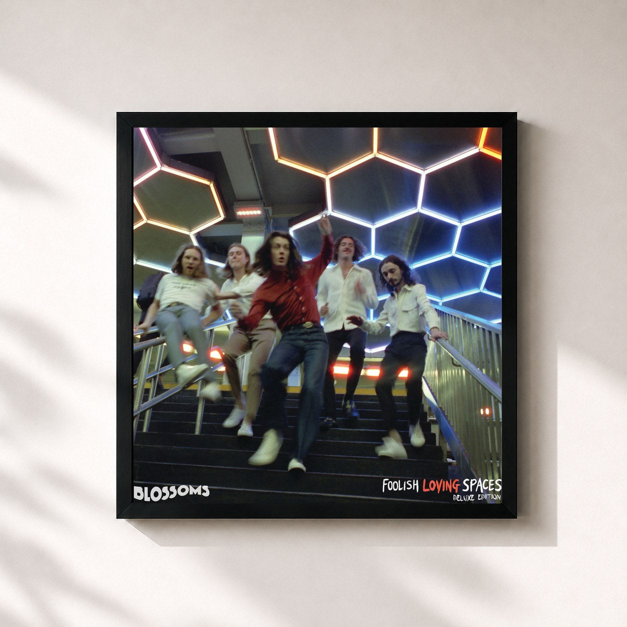 #noir Tableau carré de l'album Foolish Loving Spaces (Deluxe Edition) de Blossoms, cadre noir 32x32 cm