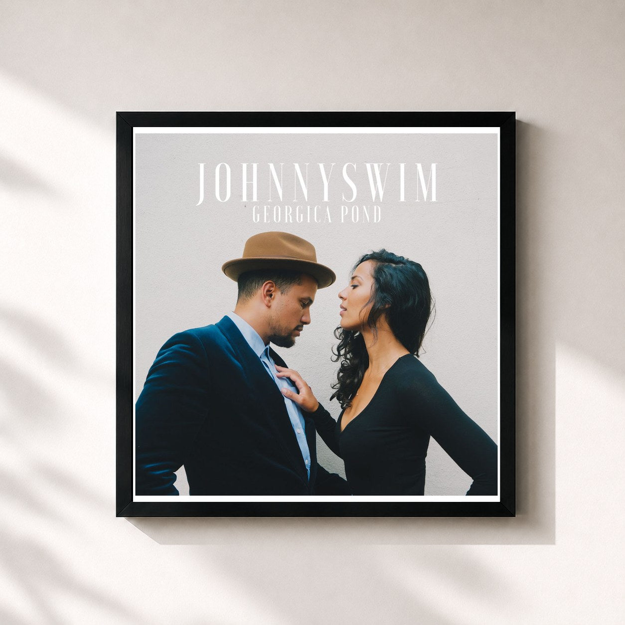 #noir Tableau carré de l'album Georgica Pond de JOHNNYSWIM, cadre noir 32x32 cm