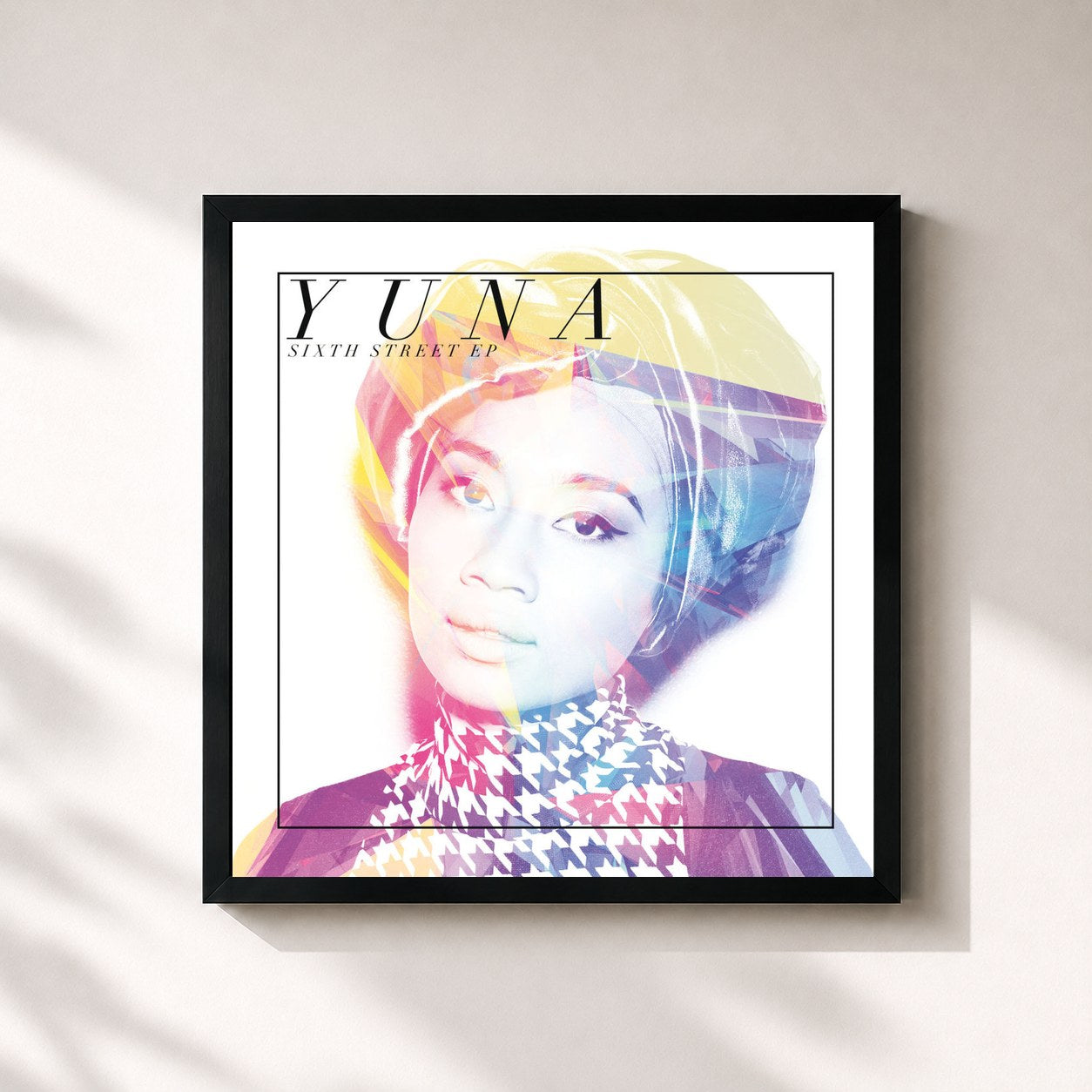 #noir Tableau carré de l'album Sixth Street EP de Yuna, cadre noir 32x32 cm