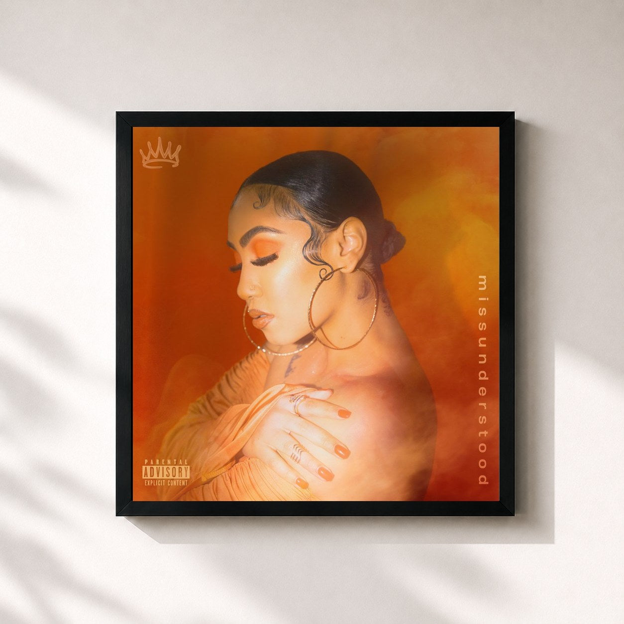 #noir Tableau carré de l'album missunderstood de Queen Naija, cadre noir 32x32 cm