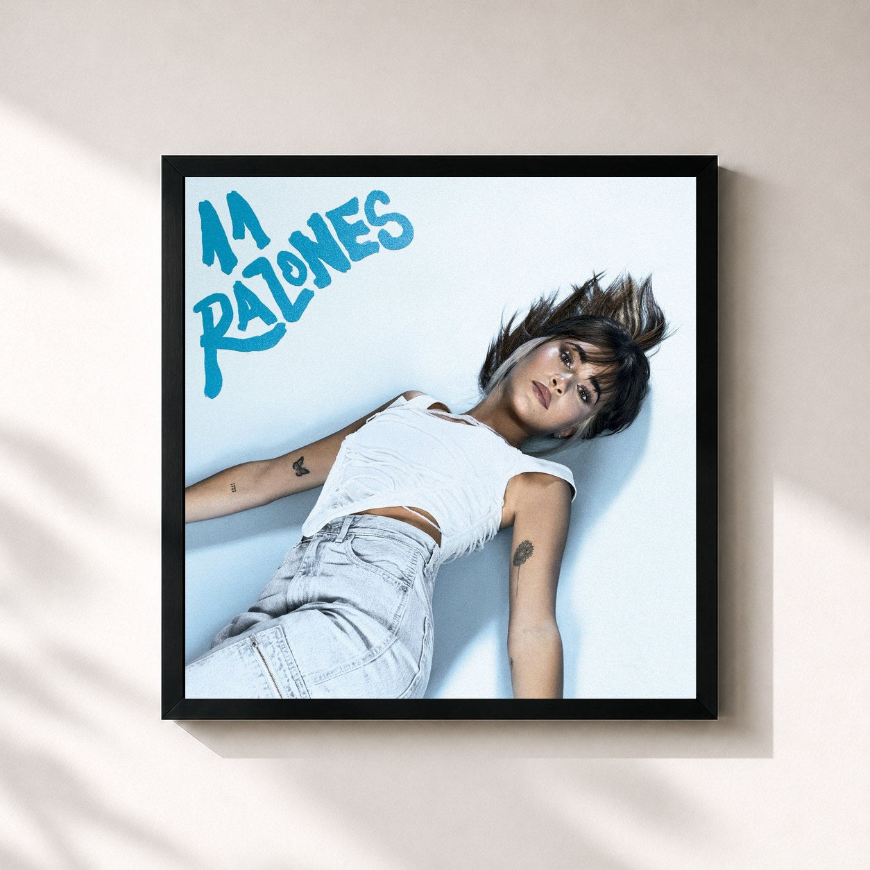 #noir Tableau carré de l'album 11 RAZONES de Aitana, cadre noir 32x32 cm