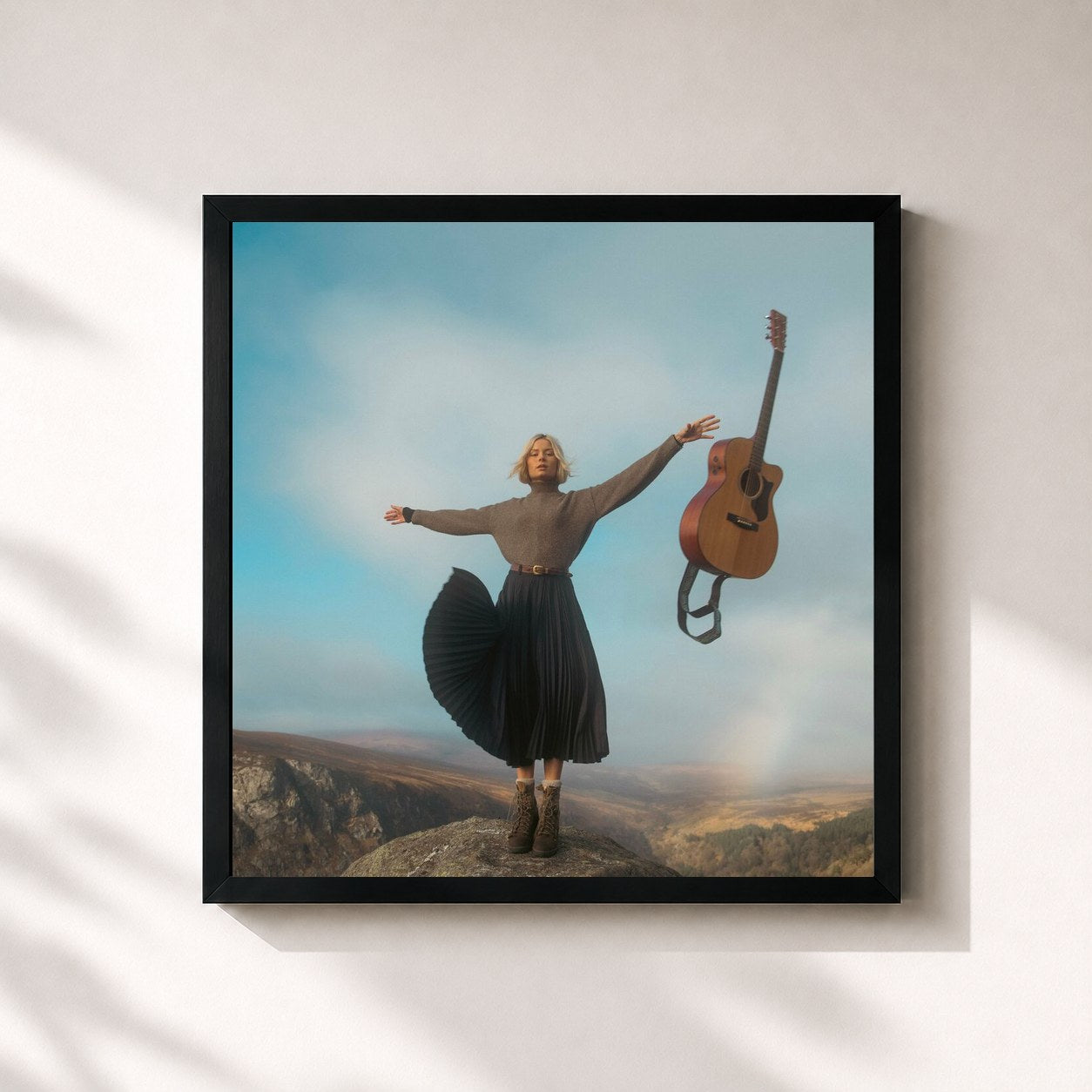 #noir Tableau carré de l'album Mountain Music de Nina Nesbitt, cadre noir 32x32 cm