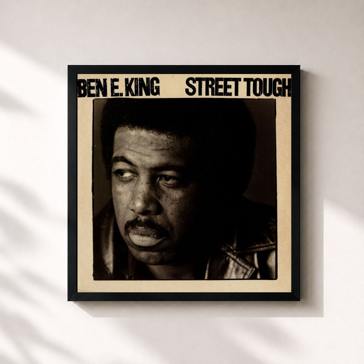 #noir Tableau carré de l'album Street Tough de Ben E. King, cadre noir 32x32 cm