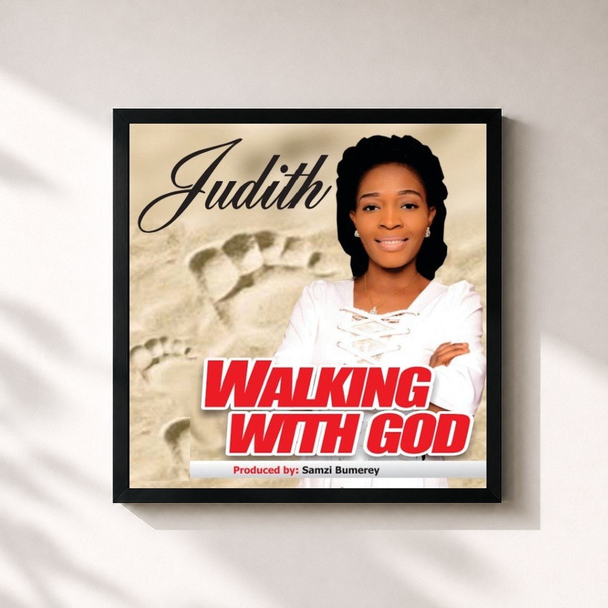 #noir Tableau carré de l'album Walking with God de Judith, cadre noir 32x32 cm