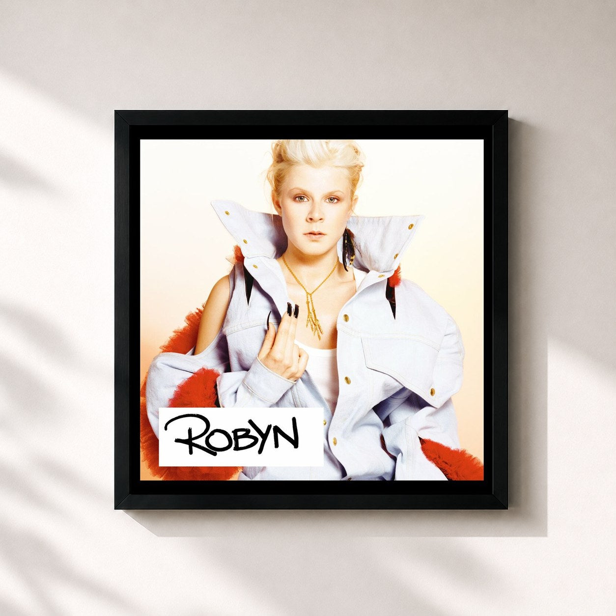 #noir Tableau carré de l'album Robyn de Robyn, cadre noir 32x32 cm