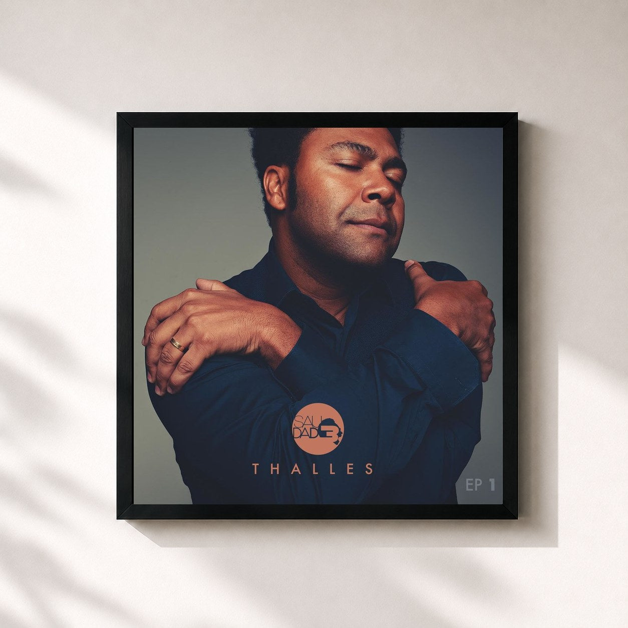 #noir Tableau carré de l'album Saudade, Vol. 1 de Thalles Roberto, cadre noir 32x32 cm