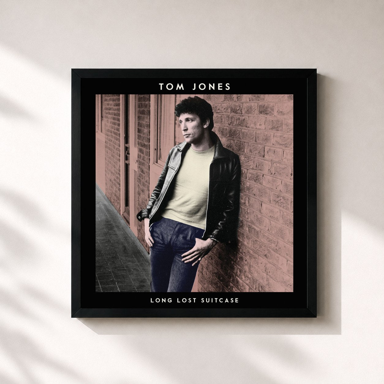 #noir Tableau carré de l'album Long Lost Suitcase de Tom Jones, cadre noir 32x32 cm