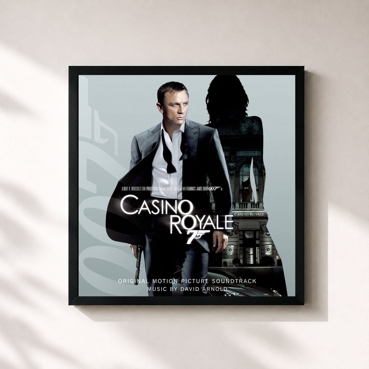 #noir Tableau carré de l'album Casino Royale [International Version] de David Arnold, cadre noir 32x32 cm