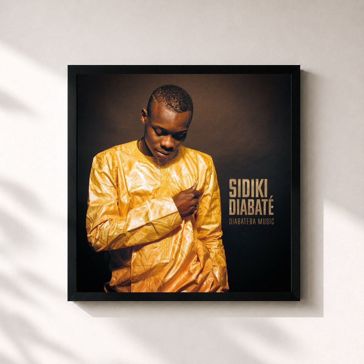 #noir Tableau carré de l'album Diabateba Music, Vol. 1 de Sidiki Diabaté, cadre noir 32x32 cm