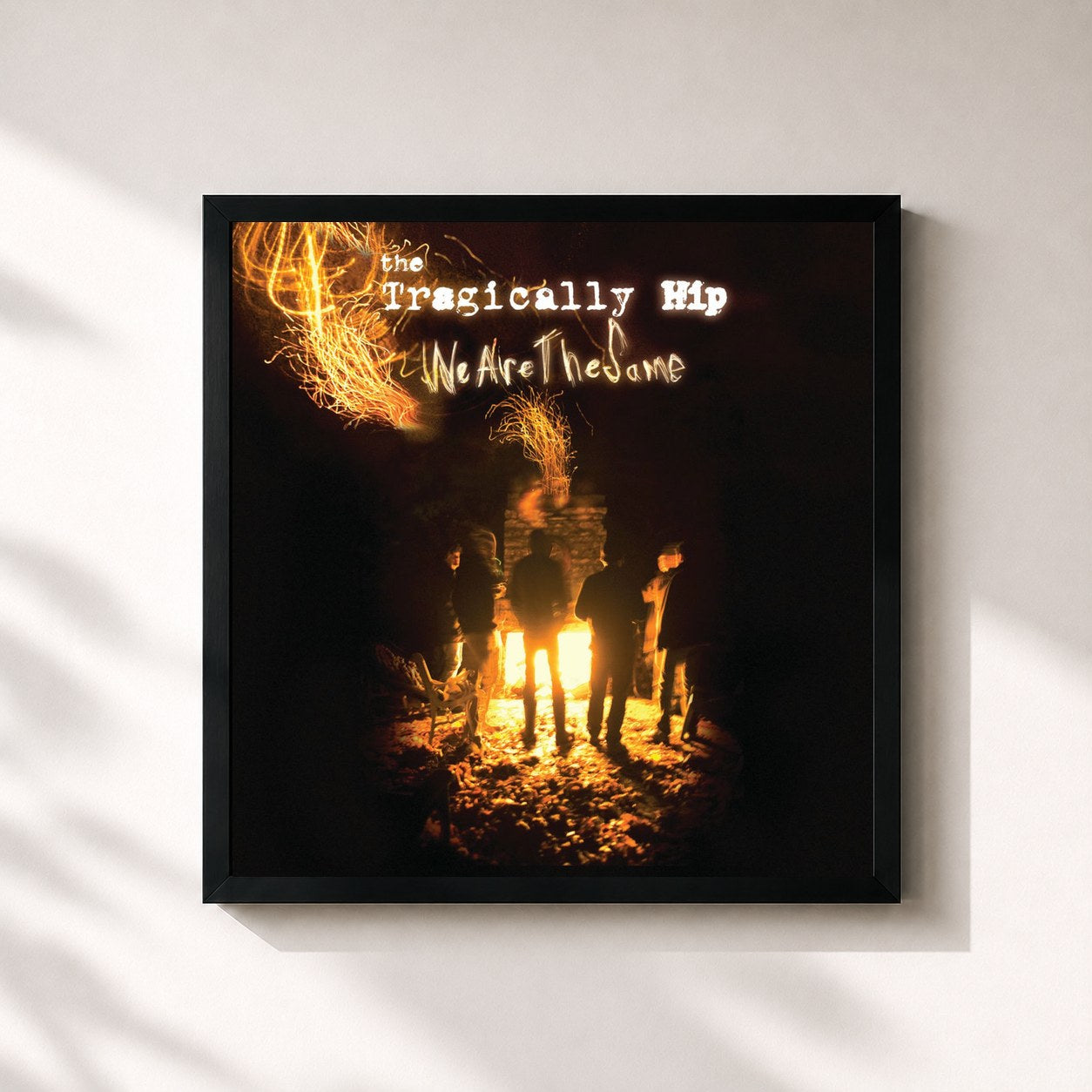 #noir Tableau carré de l'album We Are The Same de The Tragically Hip, cadre noir 32x32 cm