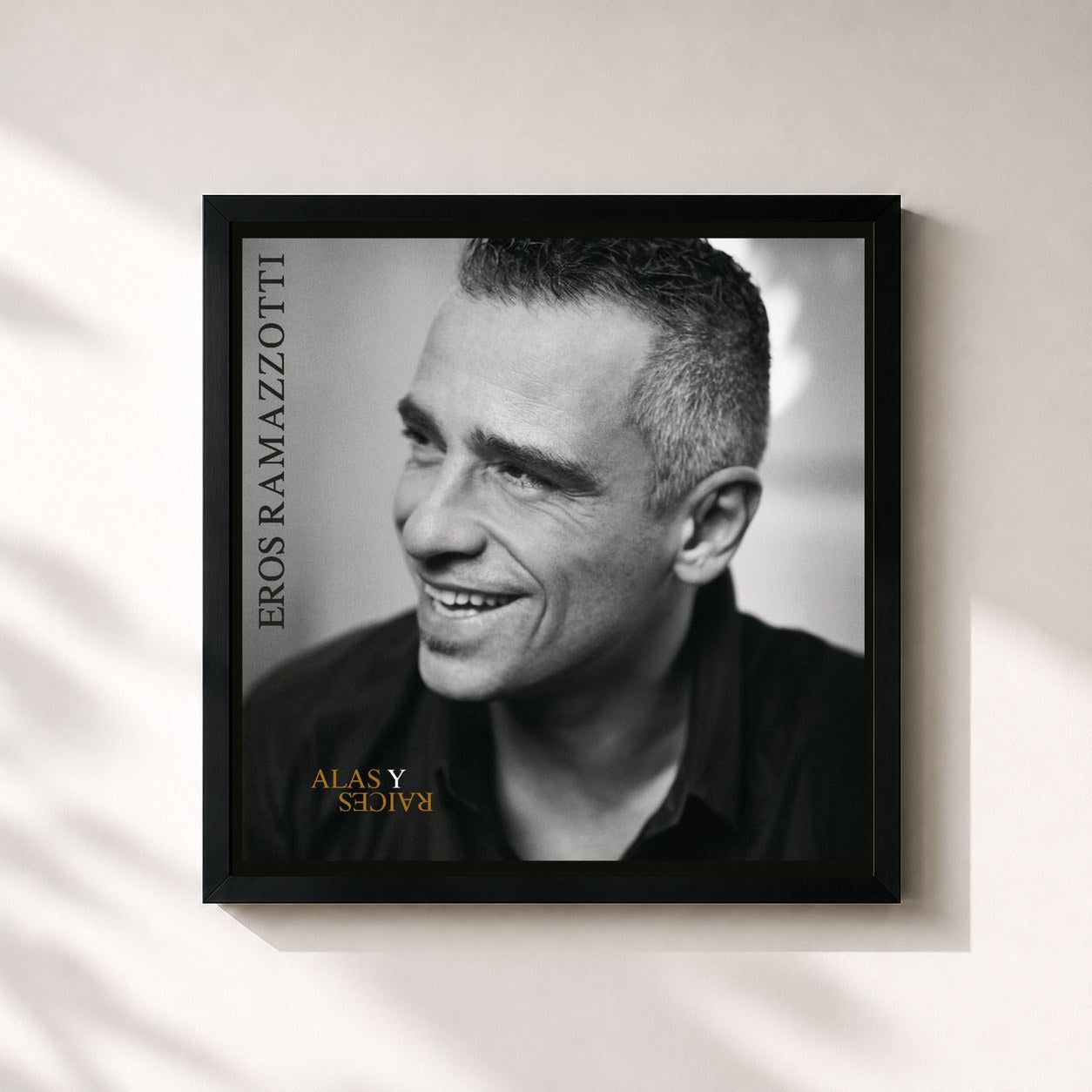 #noir Tableau carré de l'album Alas Y Raices de Eros Ramazzotti, cadre noir 32x32 cm