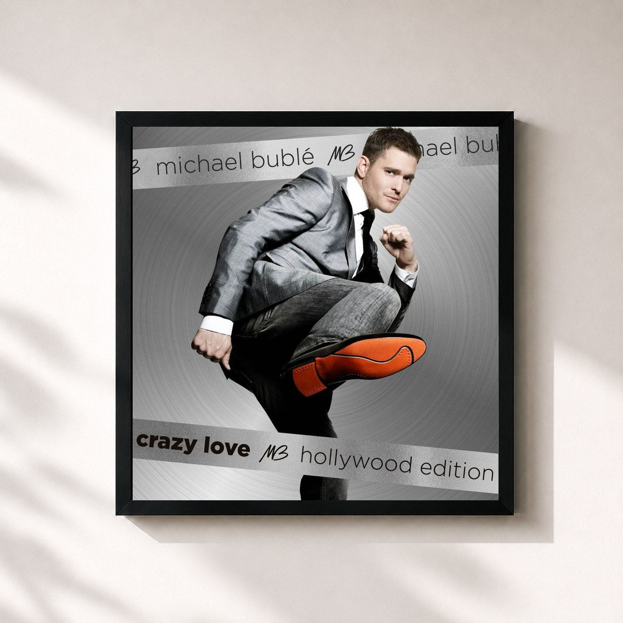#noir Tableau carré de l'album Crazy Love (Hollywood Edition) de Michael Bublé, cadre noir 32x32 cm