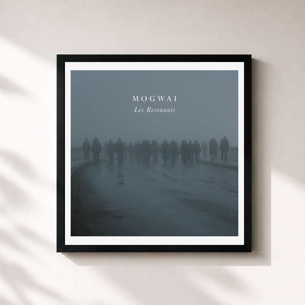 #noir Tableau carré de l'album Les Revenants Soundtrack de Mogwai, cadre noir 32x32 cm