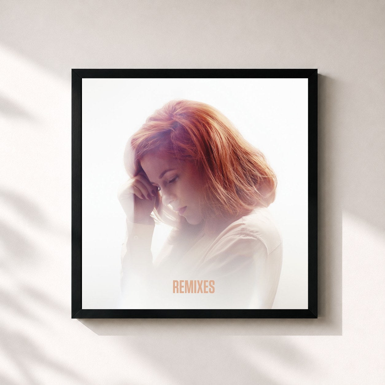 #noir Tableau carré de l'album Crying for No Reason (Remix Bundle) de Katy B, cadre noir 32x32 cm