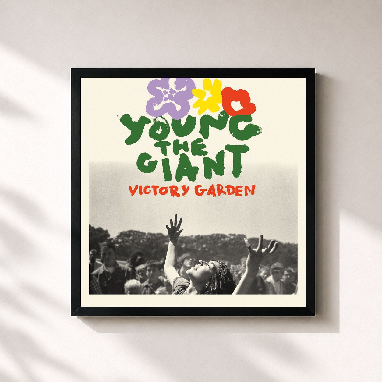 #noir Tableau carré de l'album Victory Garden de Young the Giant, cadre noir 32x32 cm