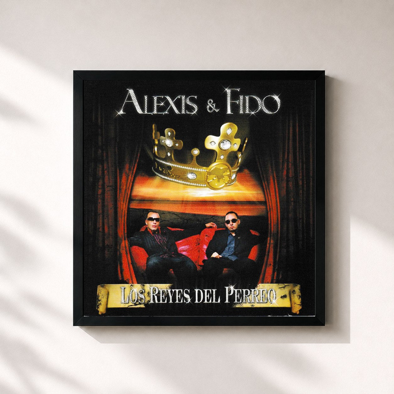 #noir Tableau carré de l'album Los Reyes del Perreo de Alexis y Fido, cadre noir 32x32 cm