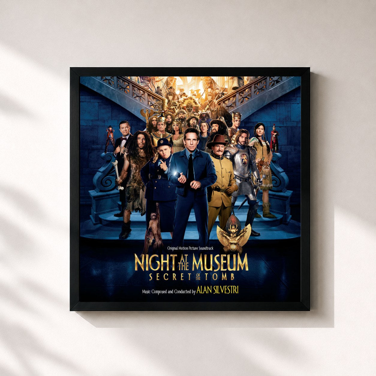 #noir Tableau carré de l'album Night At The Museum: Secret Of The Tomb (Original Motion Picture Soundtrack) de Alan Silvestri, cadre noir 32x32 cm
