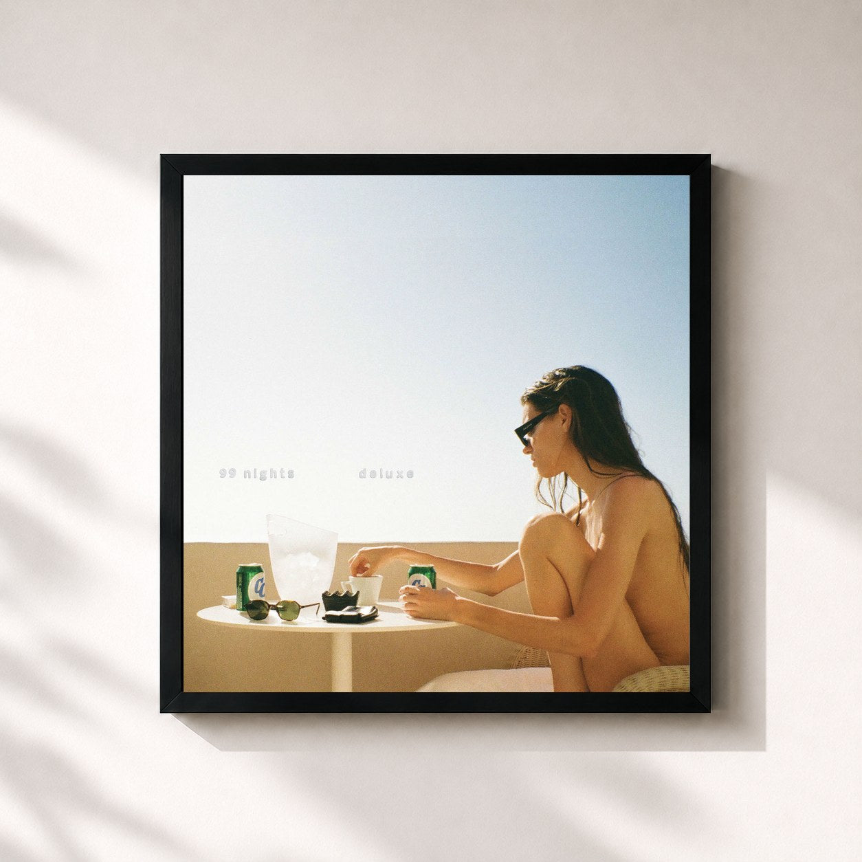 #noir Tableau carré de l'album 99 Nights (Edition Deluxe) de Charlotte Cardin, cadre noir 32x32 cm