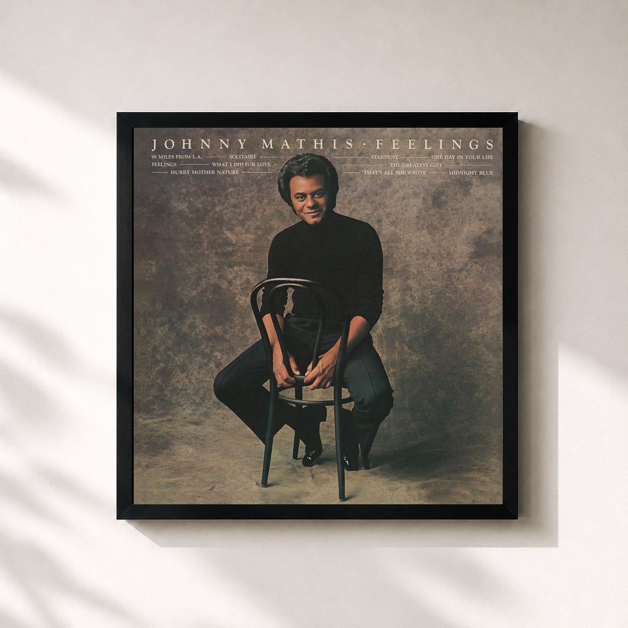 #noir Tableau carré de l'album Feelings de Johnny Mathis, cadre noir 32x32 cm