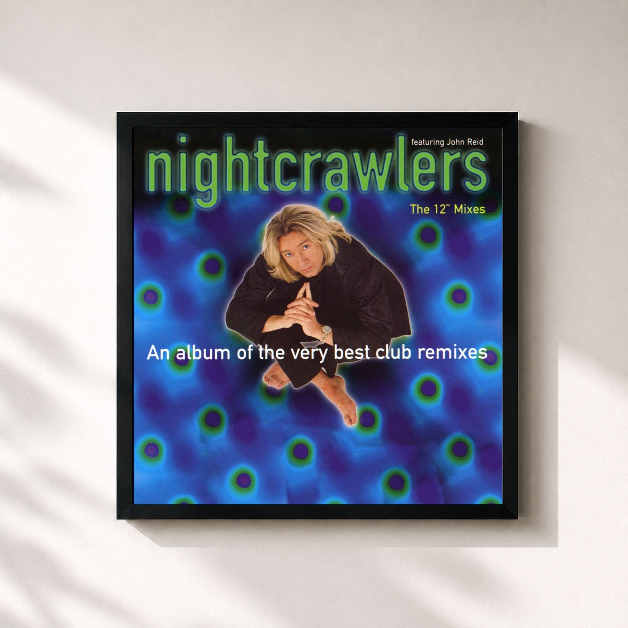 #noir Tableau carré de l'album The 12" Mixes (feat. John Reid) de Nightcrawlers, cadre noir 32x32 cm