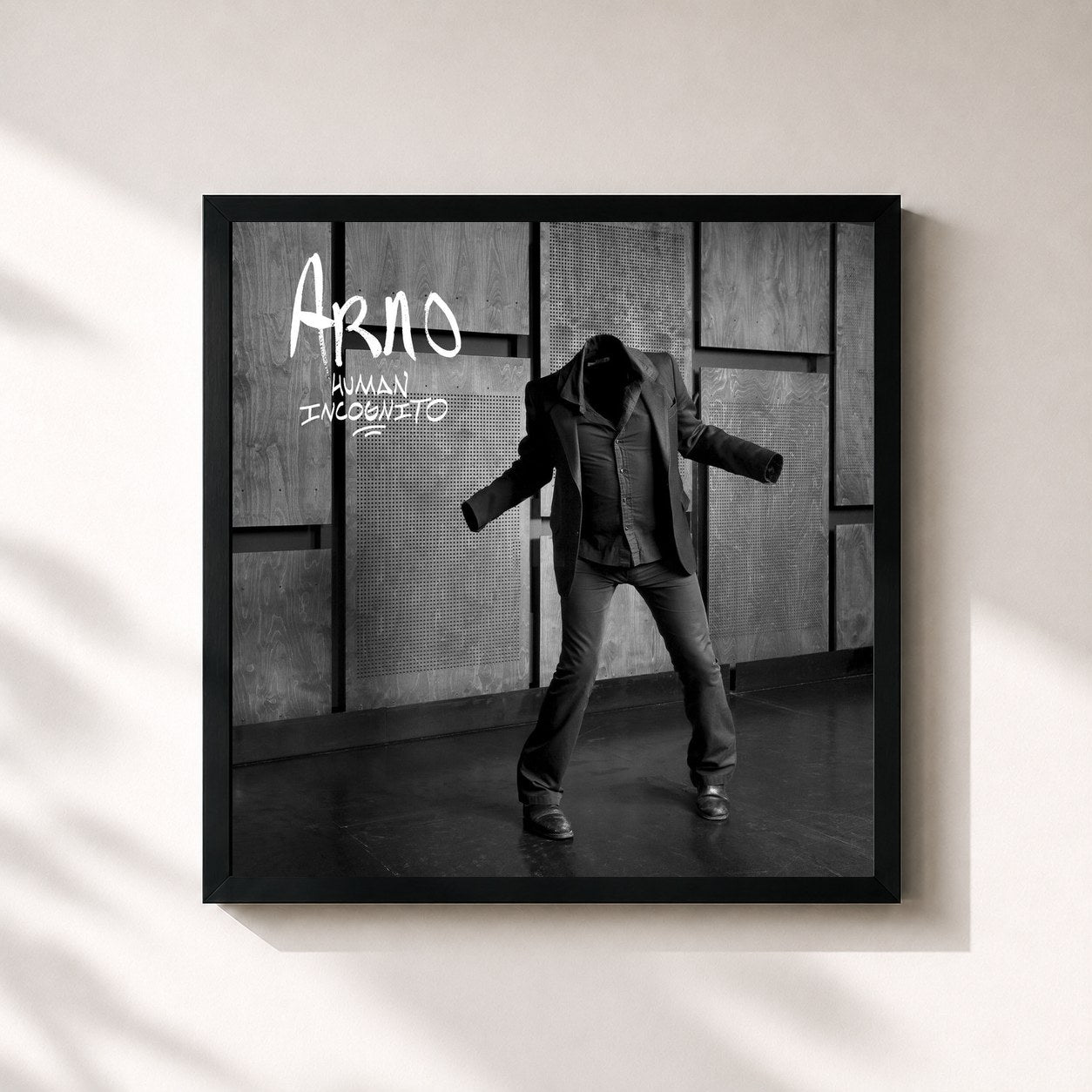 #noir Tableau carré de l'album Human incognito de Arno, cadre noir 32x32 cm