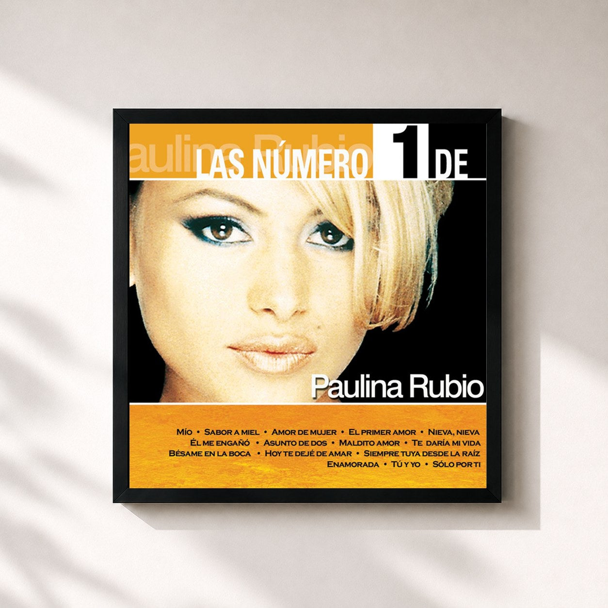 #noir Tableau carré de l'album Las Número 1 de Paulina Rubio, cadre noir 32x32 cm