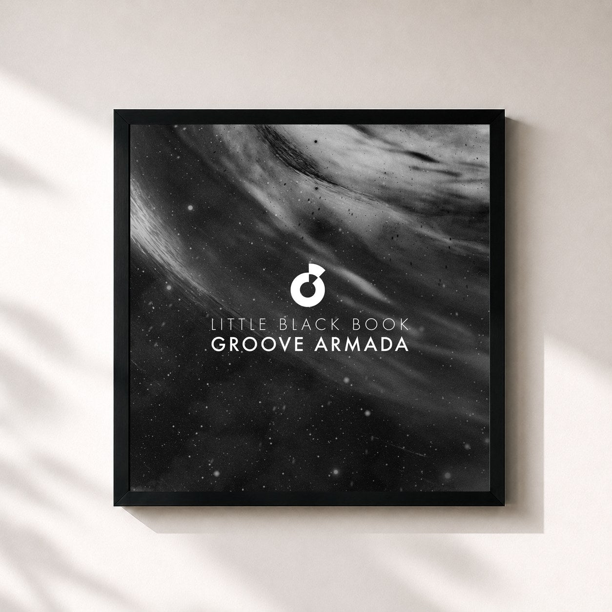 #noir Tableau carré de l'album Little Black Book de Groove Armada, cadre noir 32x32 cm