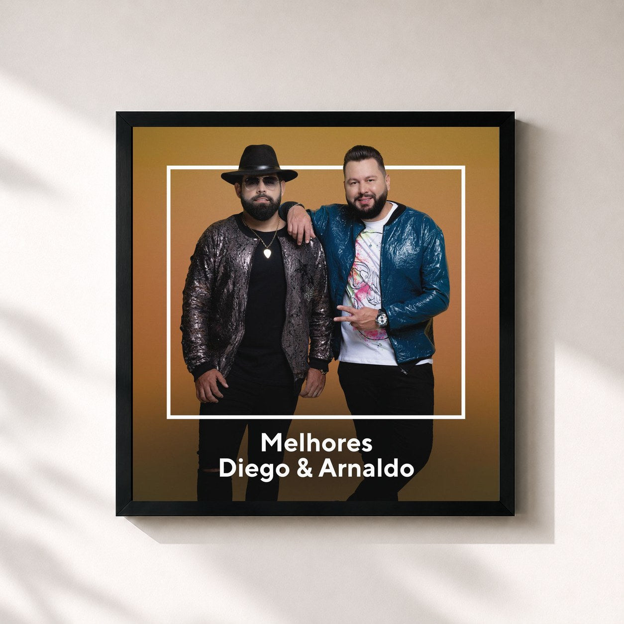 #noir Tableau carré de l'album Melhores Diego & Arnaldo de Diego & Arnaldo, cadre noir 32x32 cm