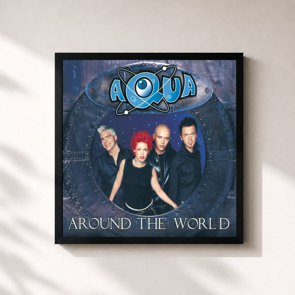 #noir Tableau carré de l'album Around The World de Aqua, cadre noir 32x32 cm