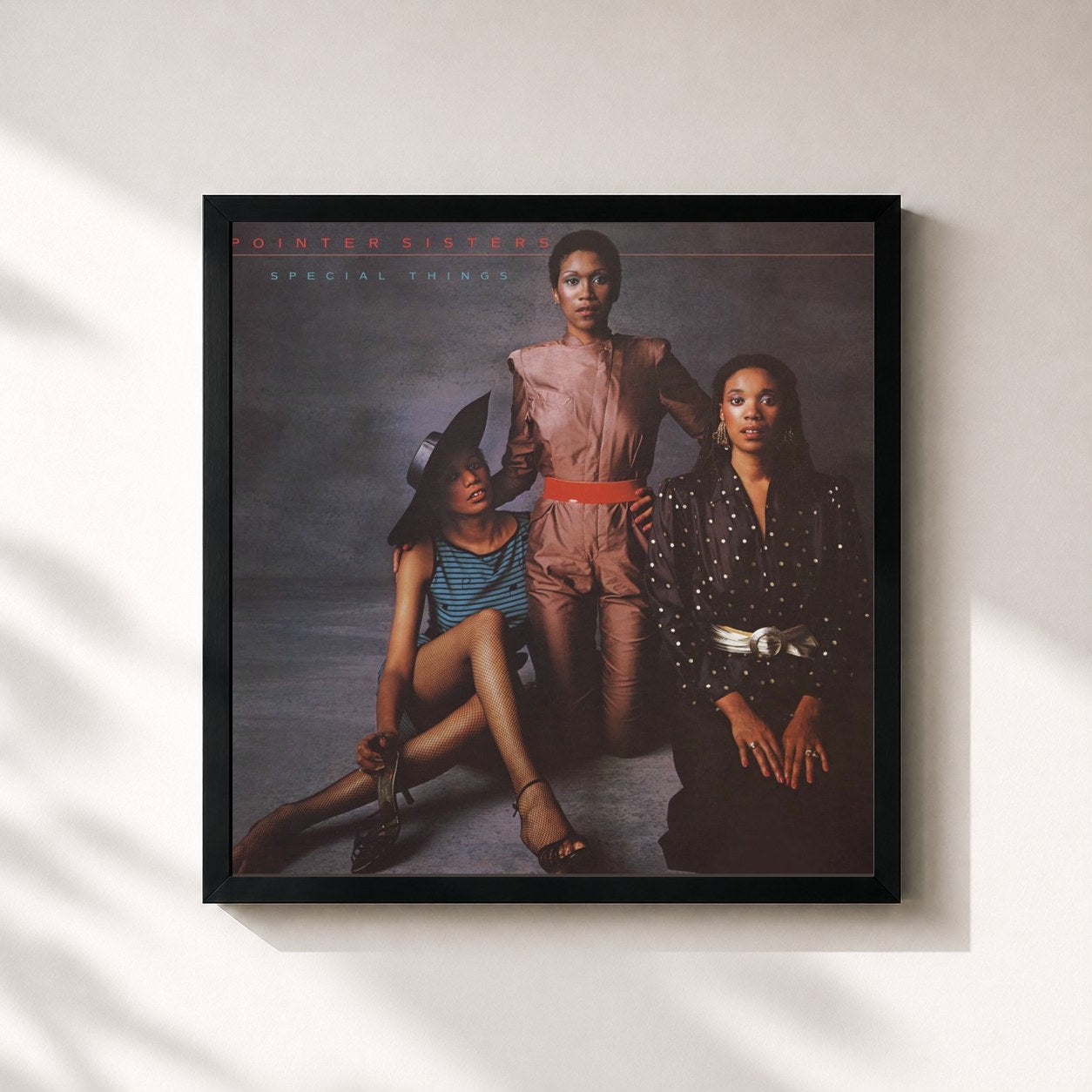 #noir Tableau carré de l'album Special Things (Bonus Track Version) de The Pointer Sisters, cadre noir 32x32 cm