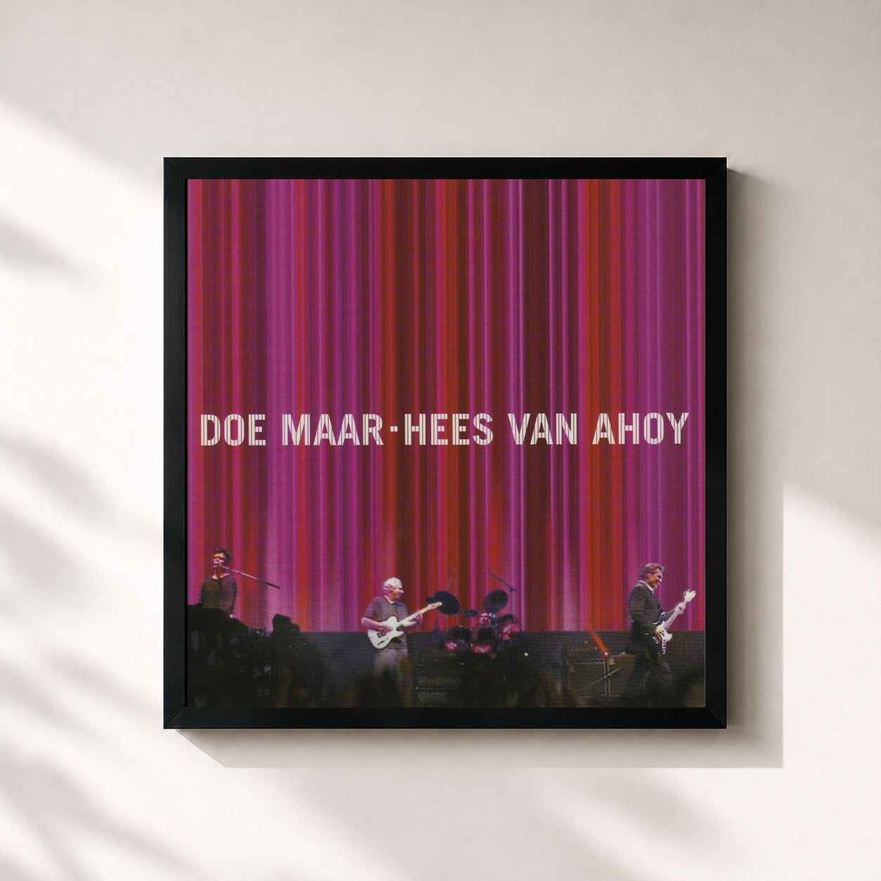 #noir Tableau carré de l'album Hees Van Ahoy de Doe Maar, cadre noir 32x32 cm