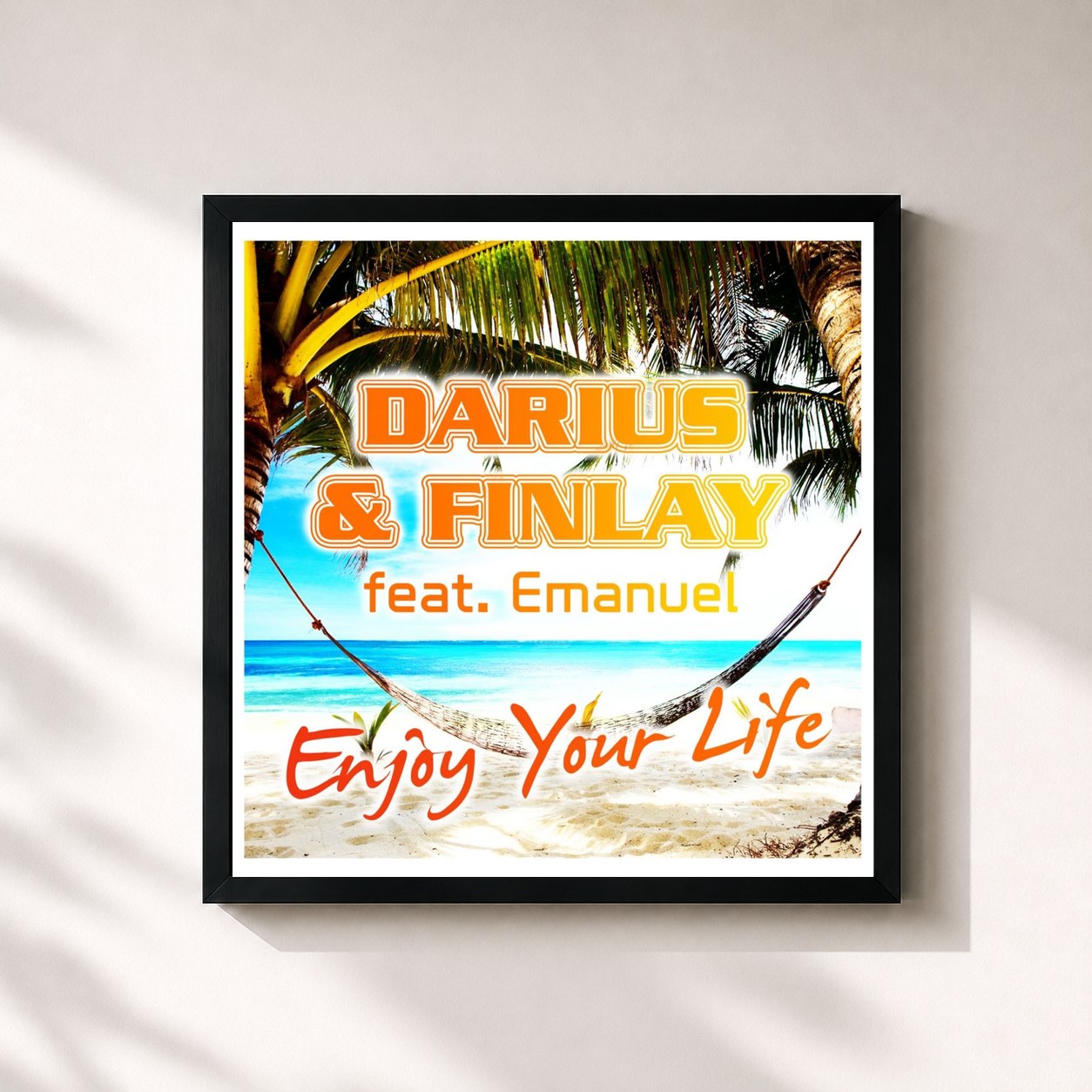 #noir Tableau carré de l'album Enjoy Your Life (feat. Emanuel) de Darius & Finlay, cadre noir 32x32 cm