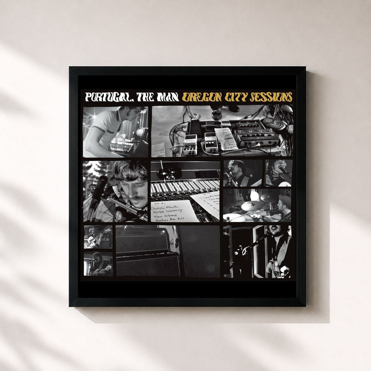 #noir Tableau carré de l'album Oregon City Sessions de Portugal. The Man, cadre noir 32x32 cm