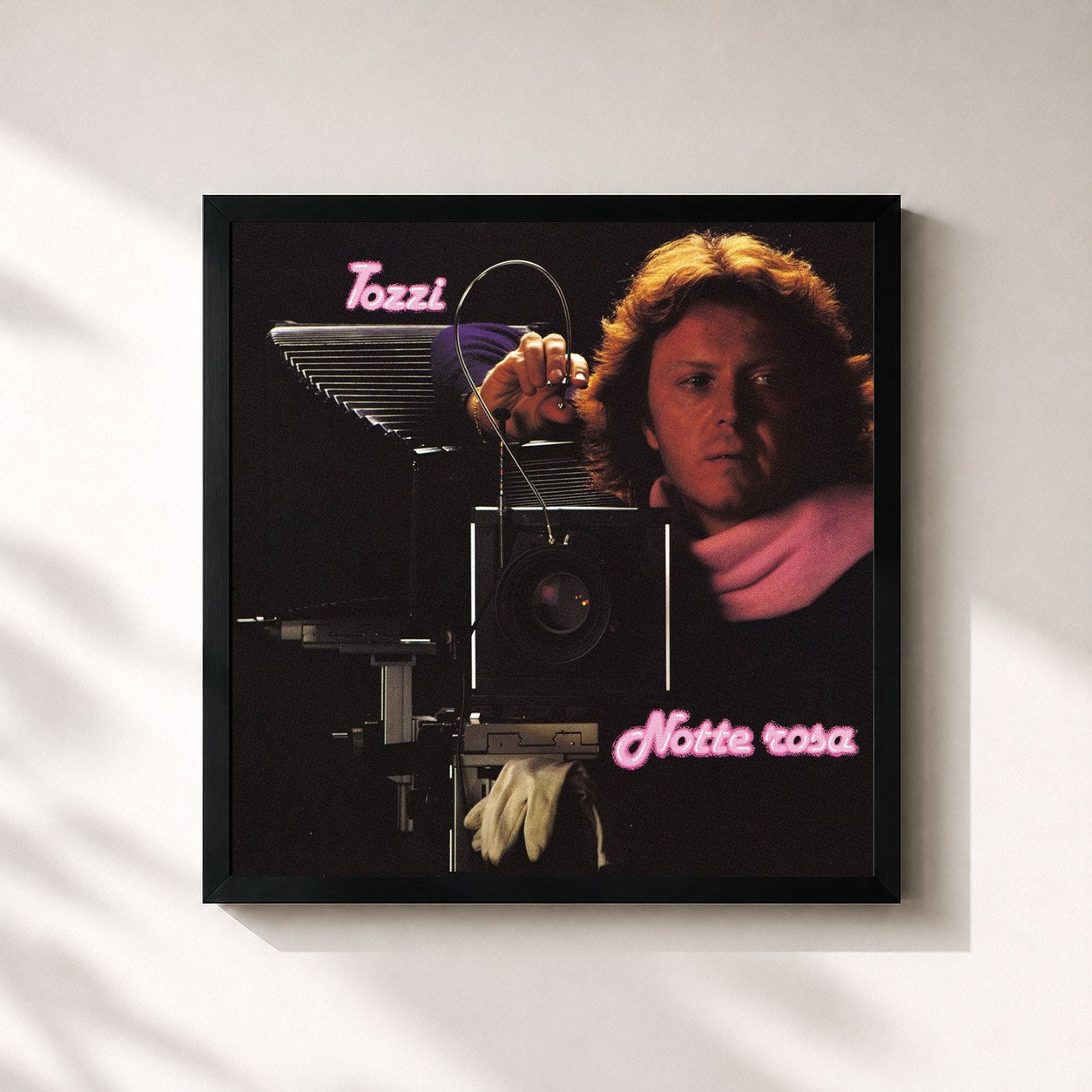 #noir Tableau carré de l'album Notte rosa de Umberto Tozzi, cadre noir 32x32 cm