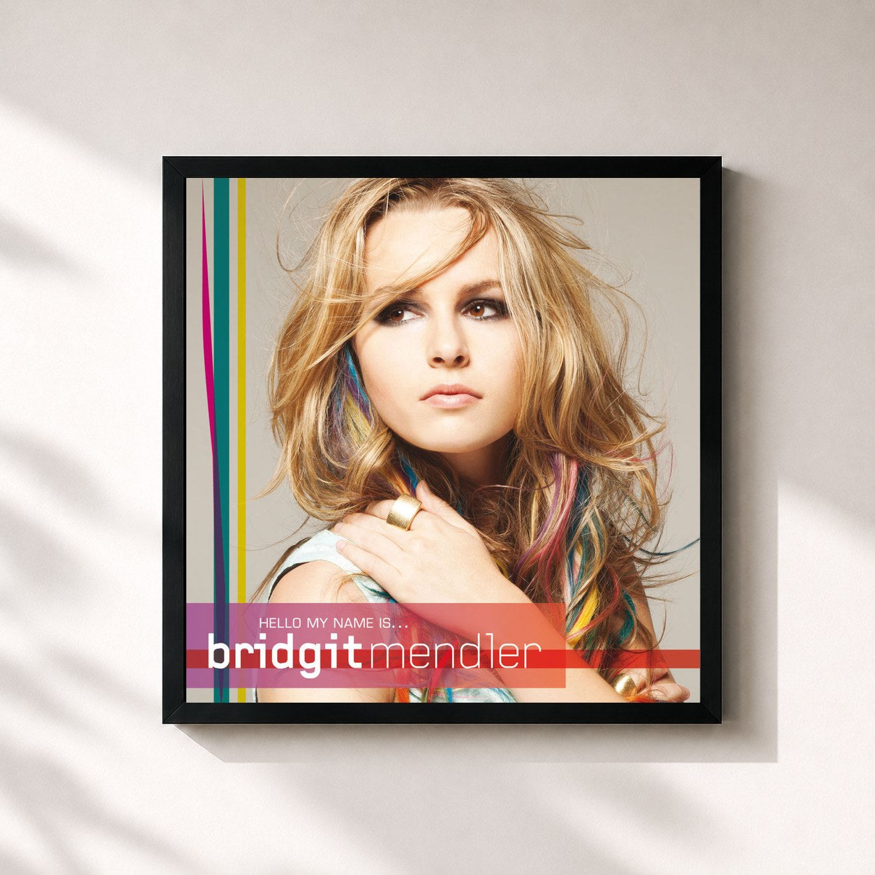 #noir Tableau carré de l'album Hello My Name Is... de Bridgit Mendler, cadre noir 32x32 cm