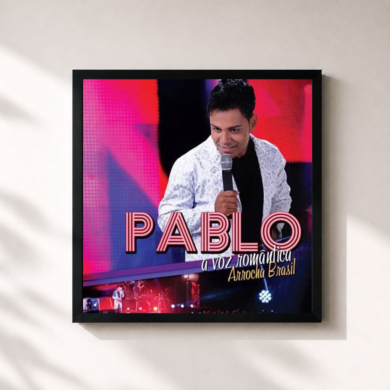 #noir Tableau carré de l'album Arrocha Brasil (A Voz Romântica) de Pablo, cadre noir 32x32 cm
