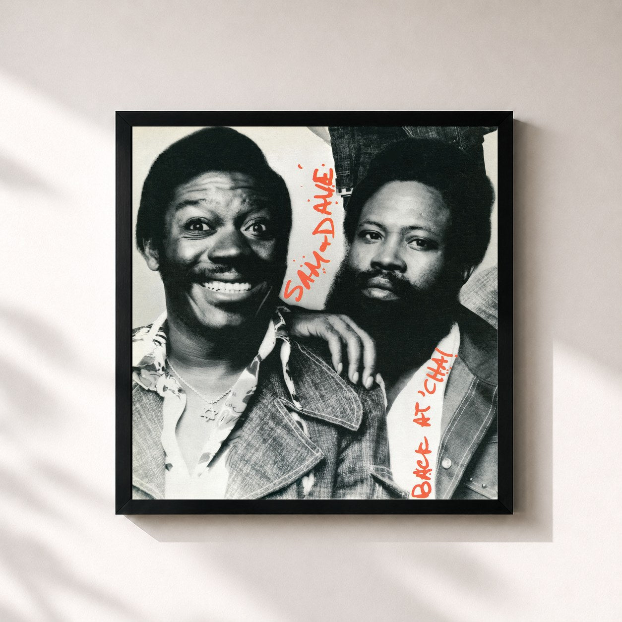 #noir Tableau carré de l'album Back At 'Cha! de Sam & Dave, cadre noir 32x32 cm