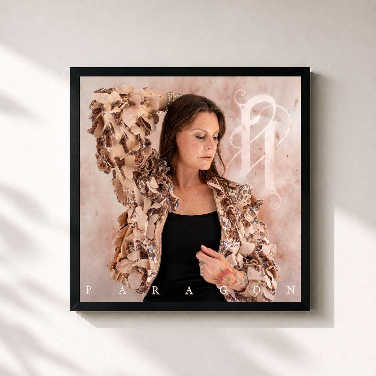 #noir Tableau carré de l'album Paragon de Floor Jansen, cadre noir 32x32 cm