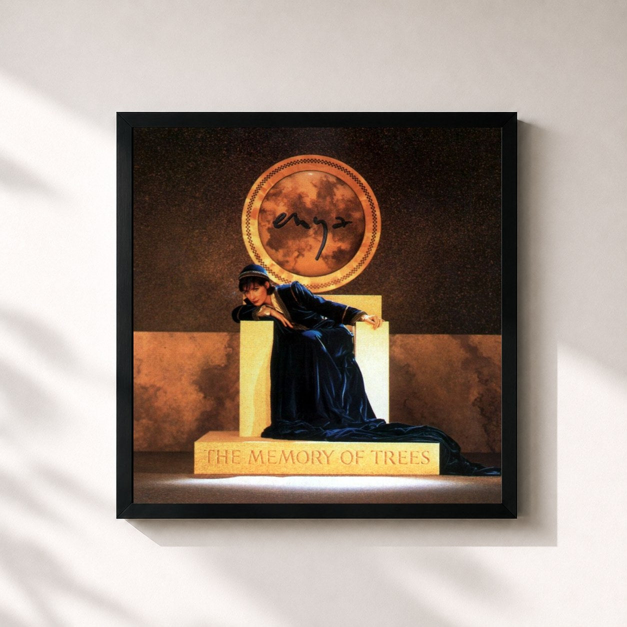 #noir Tableau carré de l'album The Memory of Trees de Enya, cadre noir 32x32 cm