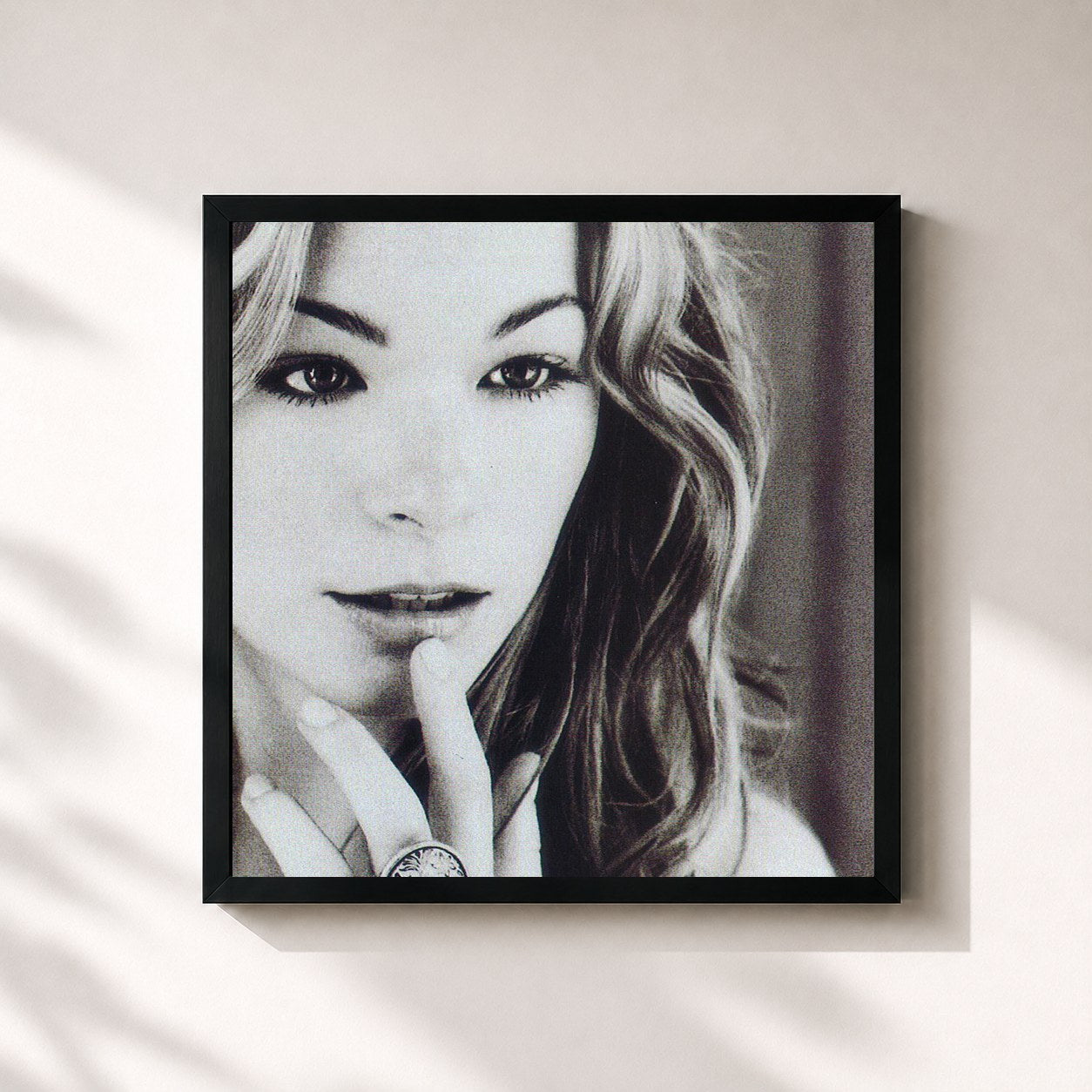 #noir Tableau carré de l'album Tic Toc (Remixes) de LeAnn Rimes, cadre noir 32x32 cm