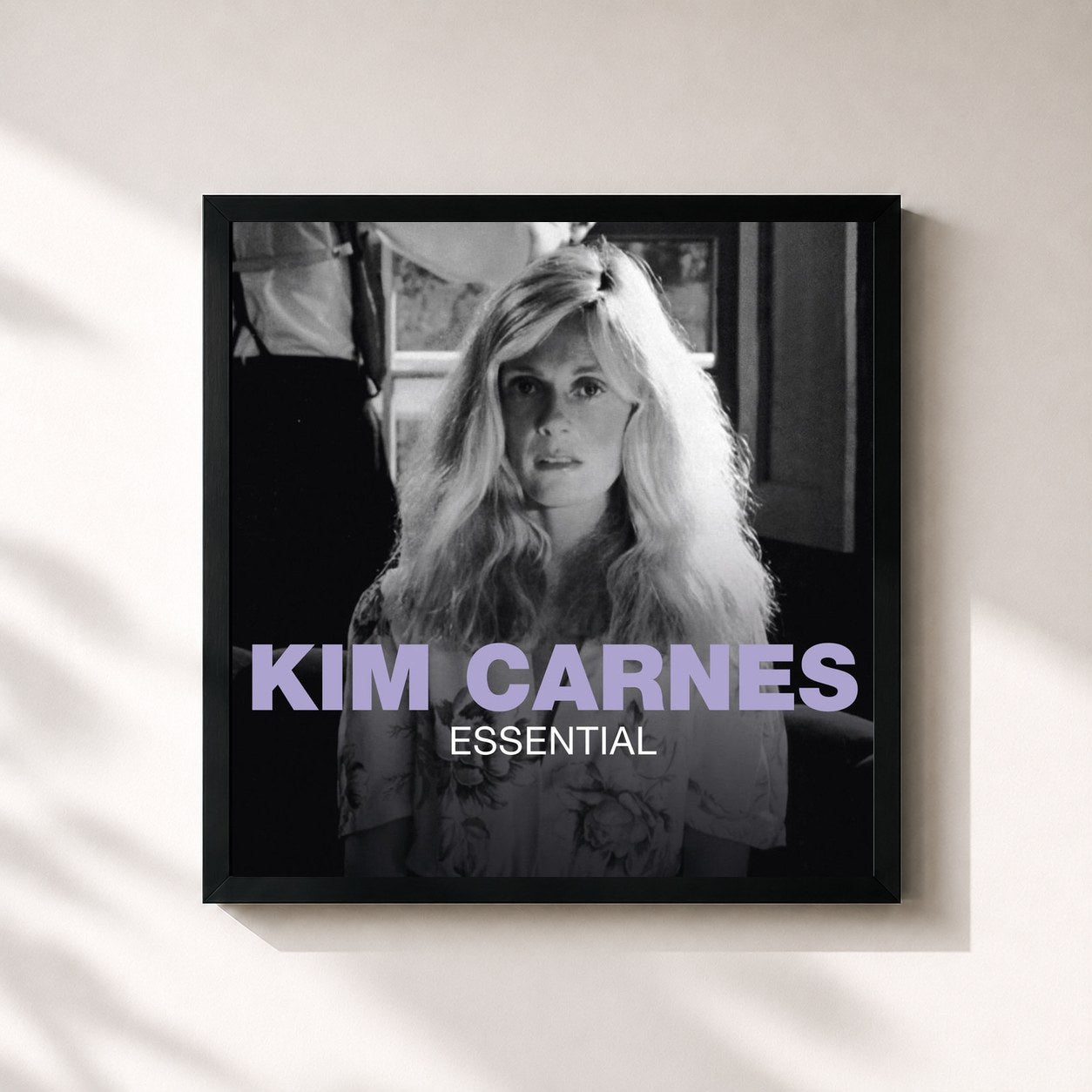 #noir Tableau carré de l'album Essential de Kim Carnes, cadre noir 32x32 cm