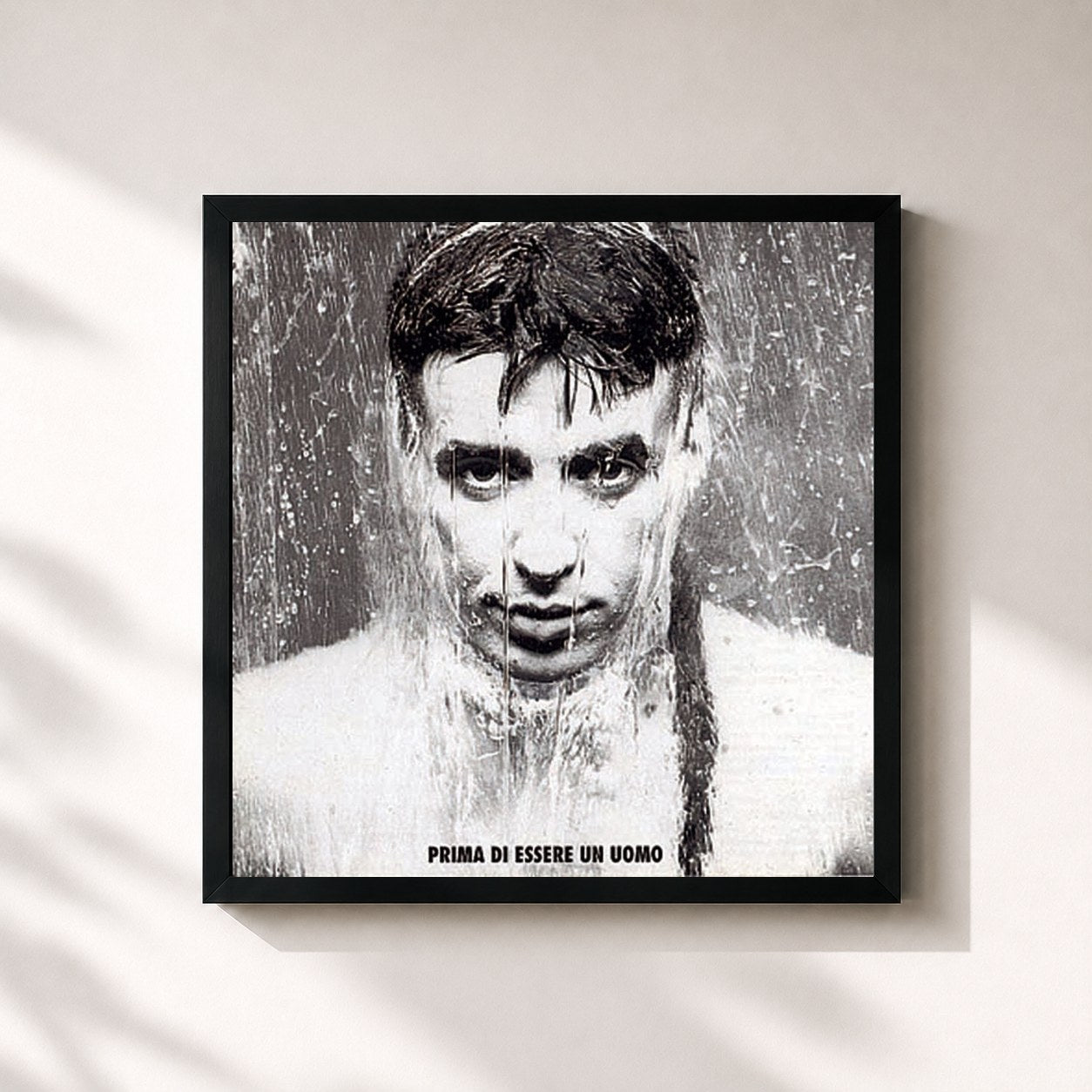 #noir Tableau carré de l'album Prima Di Essere Un Uomo de Daniele Silvestri, cadre noir 32x32 cm
