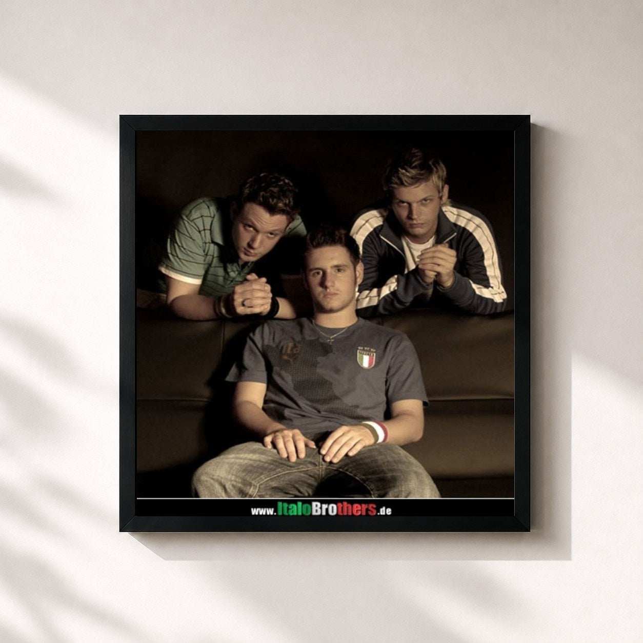 #noir Tableau carré de l'album Counting Down The Days de ItaloBrothers, cadre noir 32x32 cm