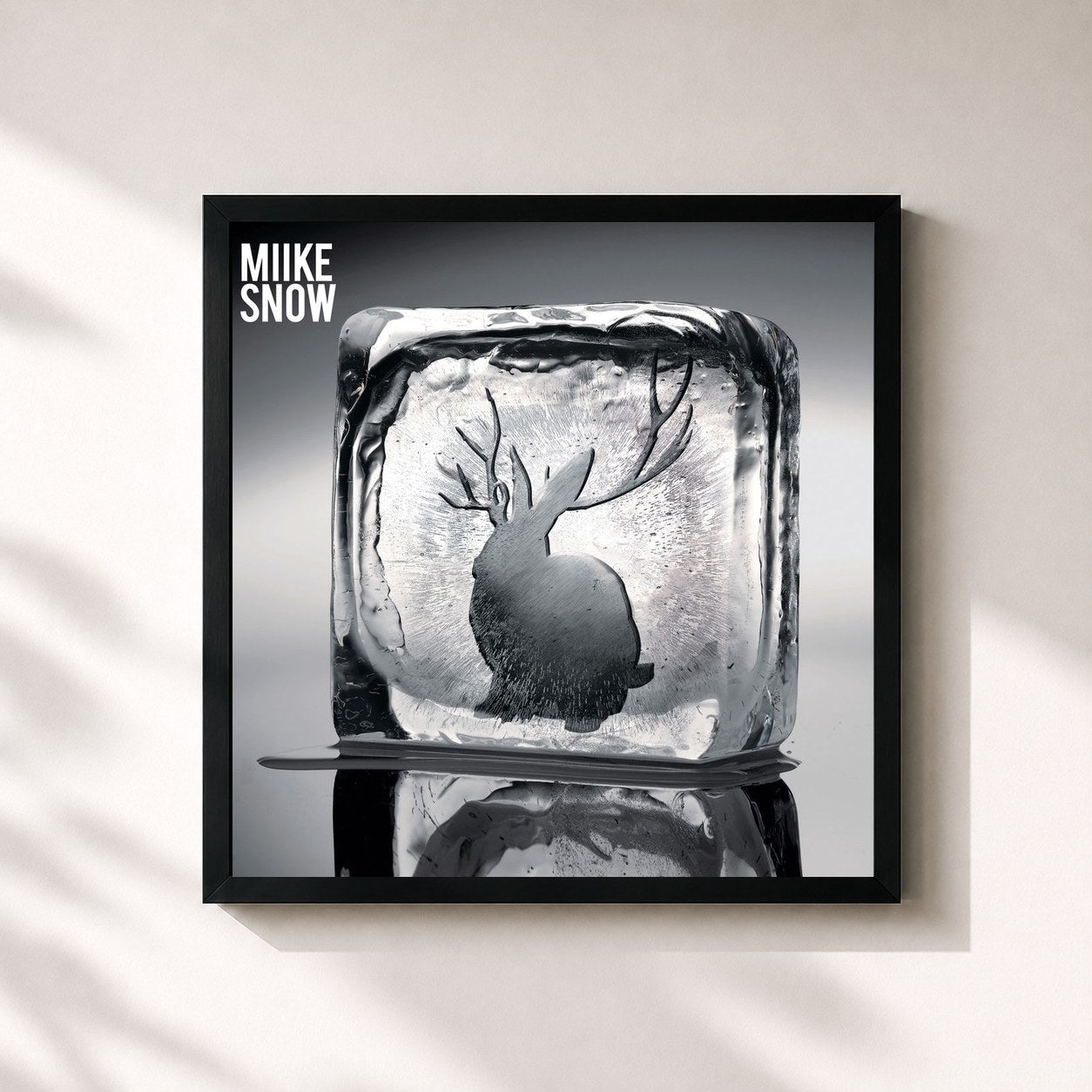 #noir Tableau carré de l'album Miike Snow (Deluxe Edition) de Miike Snow, cadre noir 32x32 cm