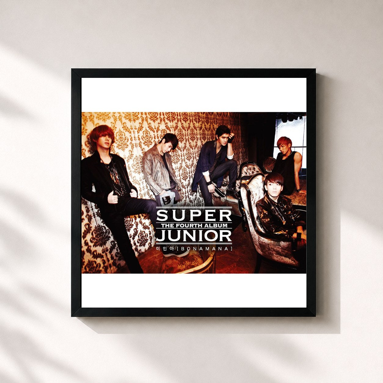 #noir Tableau carré de l'album 미인아 Bonamana - The 4th Album de SUPER JUNIOR, cadre noir 32x32 cm