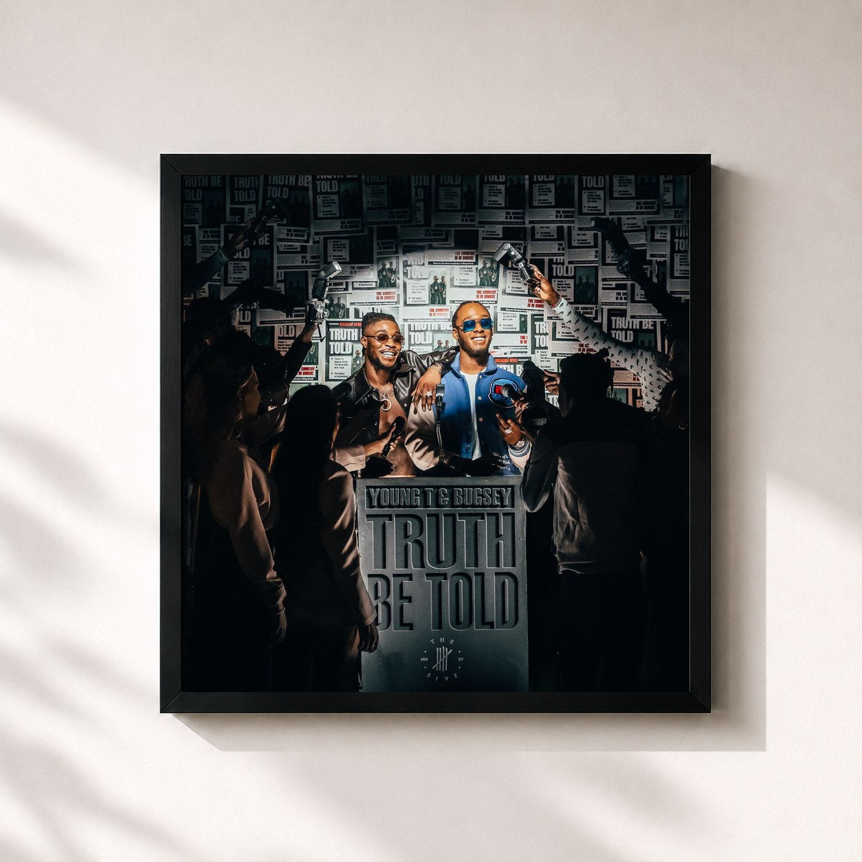 #noir Tableau carré de l'album Truth Be Told de Young T & Bugsey, cadre noir 32x32 cm