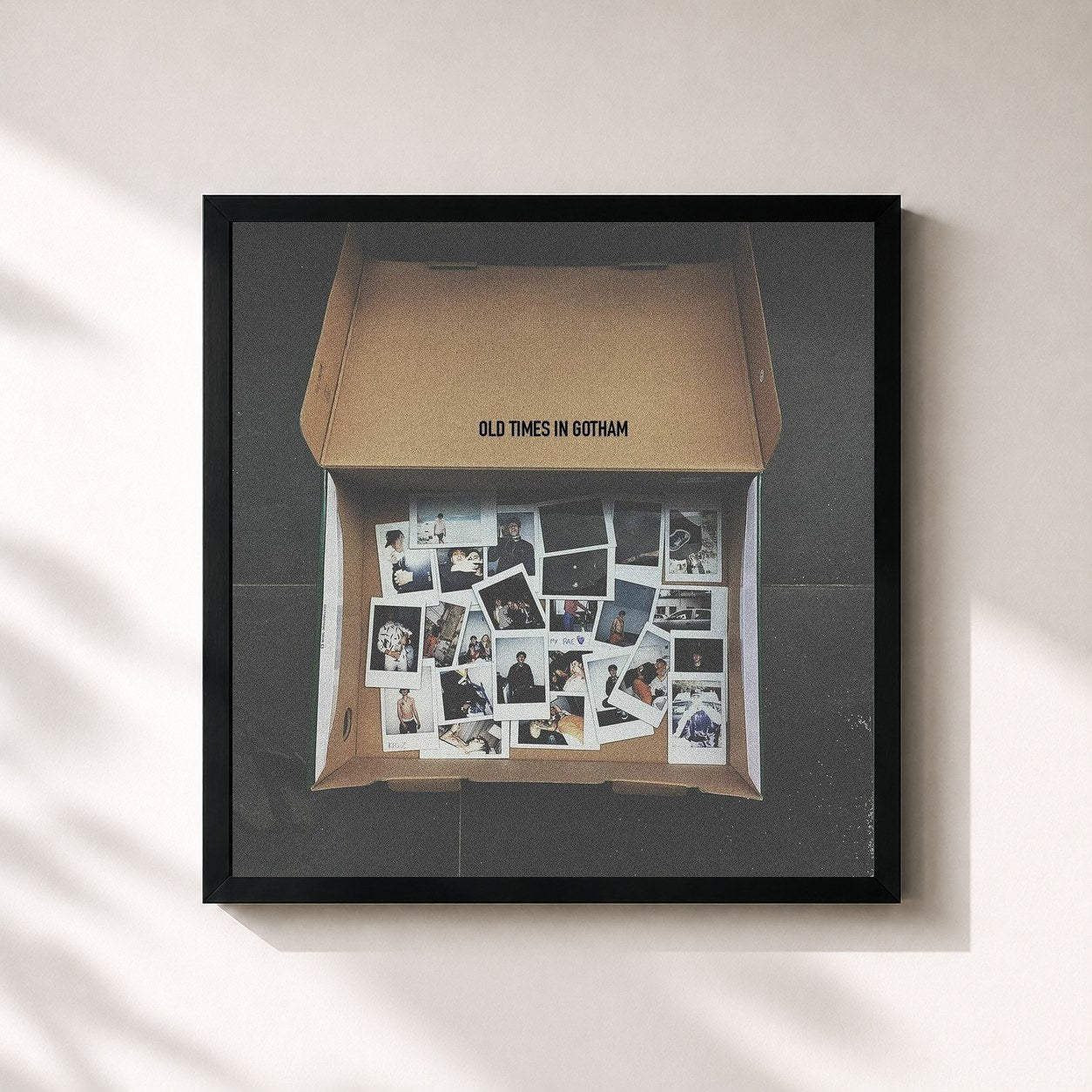 #noir Tableau carré de l'album Old Times in Gotham de Kidd Keo, cadre noir 32x32 cm