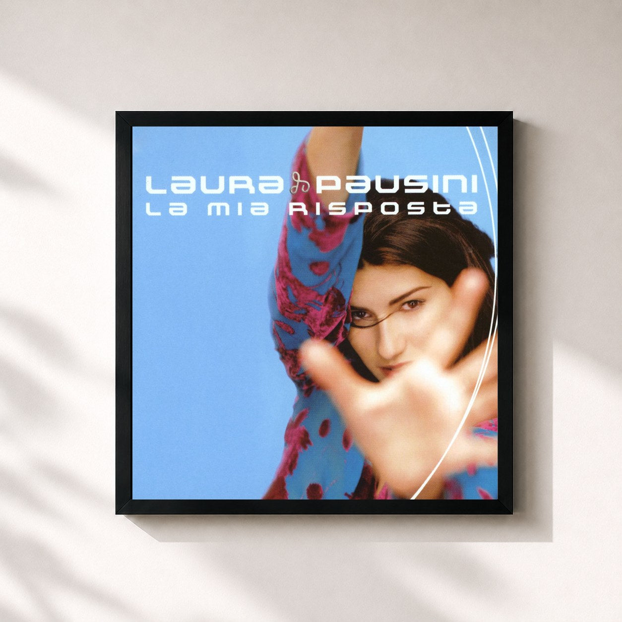#noir Tableau carré de l'album La mia risposta de Laura Pausini, cadre noir 32x32 cm