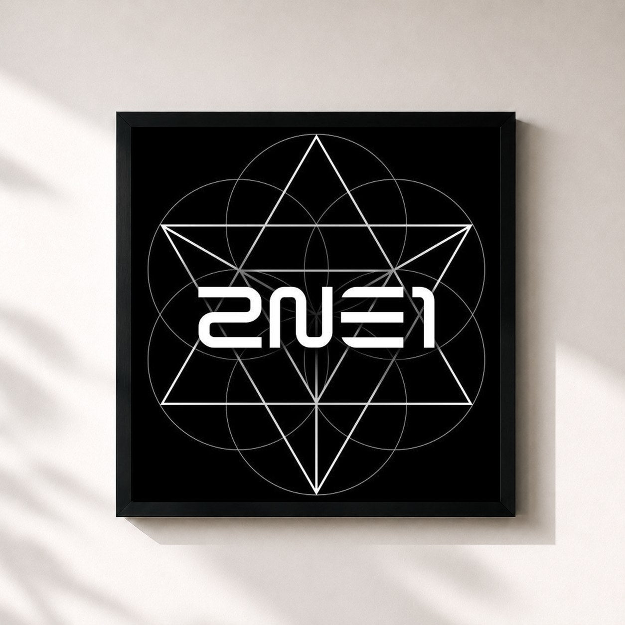 #noir Tableau carré de l'album CRUSH de 2NE1, cadre noir 32x32 cm